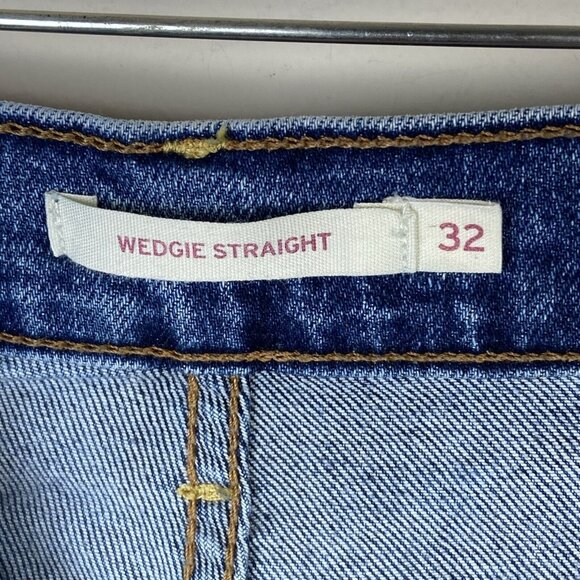 Levi's Jeans Womens 32 Wedgie Straight High Rise Distressed Crop Button Raw Hem - Picture 6 of 12